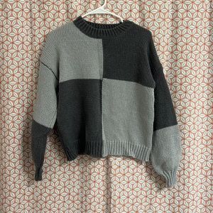 cute gray sweater with blocked design!!!